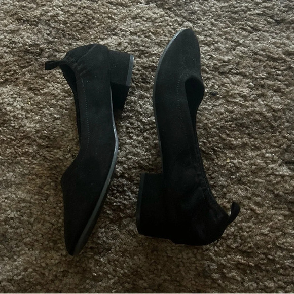 Brash Black Slip on dress shoes with small heel Size 9 worn once - Picture 5 of 9